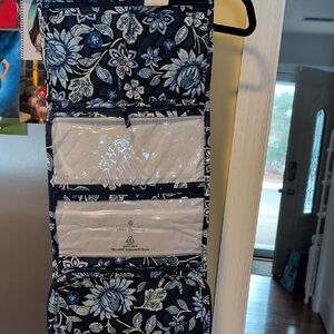 Vera Bradley Navy and White Floral Hanging Organizer